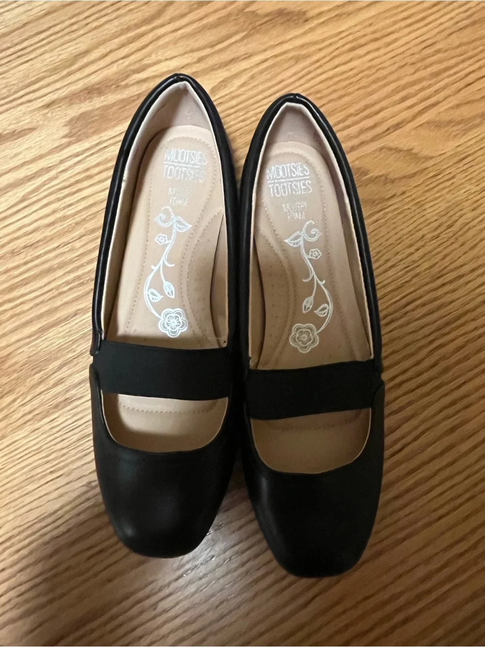 Mootsies Tootsies Women’s Size 10W Black Mary Jane Flats Comfort Shoes
